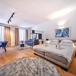 Apartment Smile 